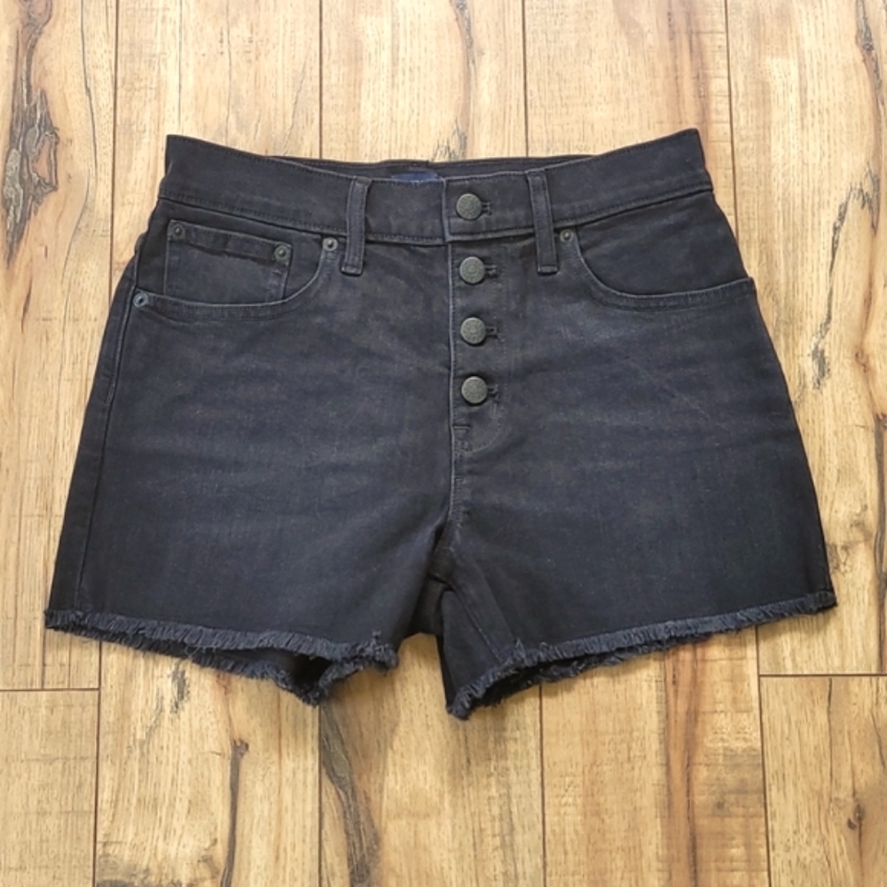 NWT Button-front denim shorts in washed black